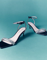 STONE BLACK Bridal Heels