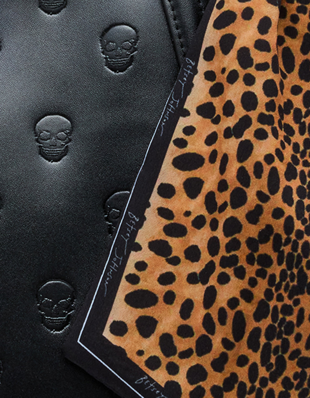 SKULLICIOUS TOTE WITH SCARF BLACK Women's Black Skull Tote Handbag