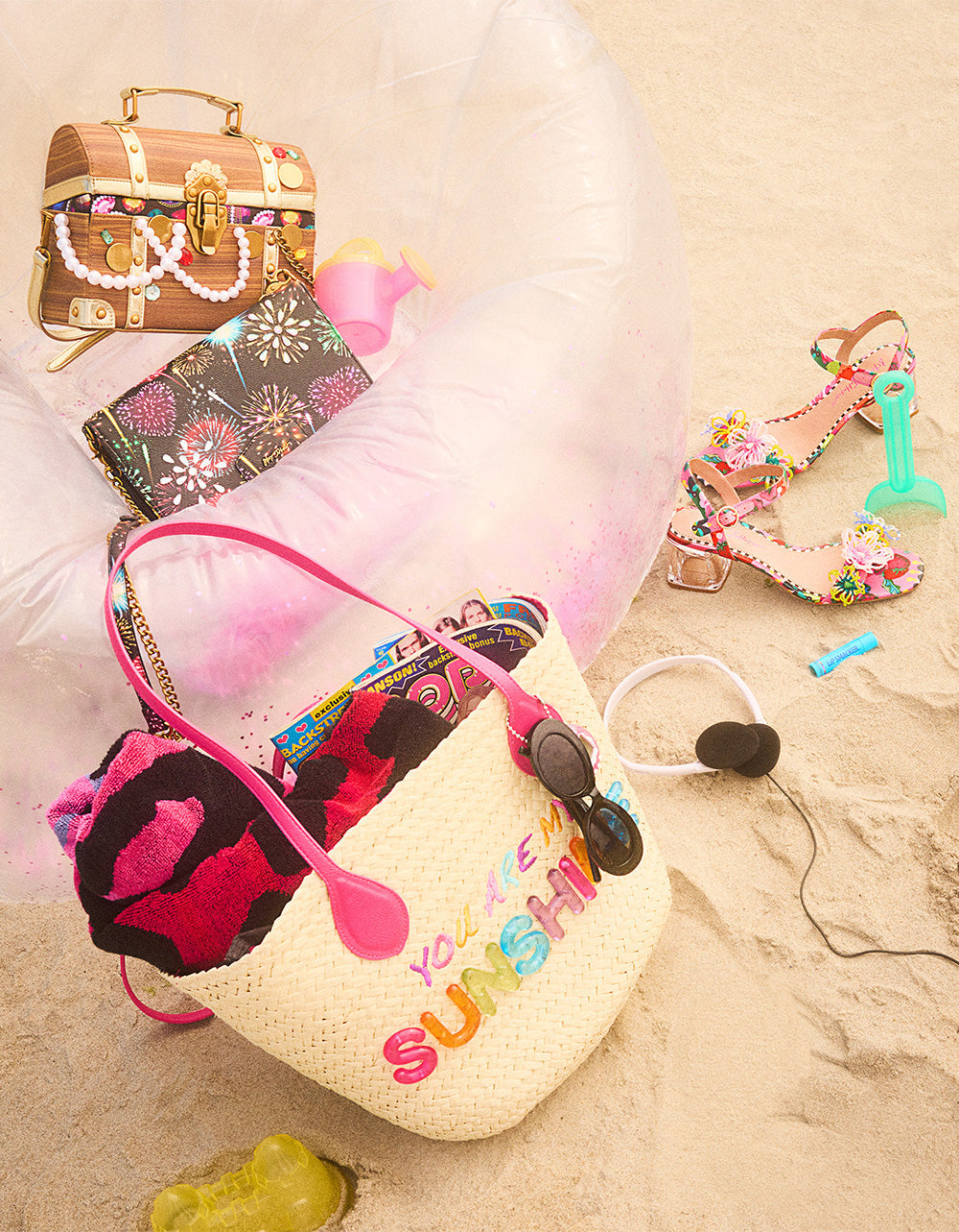 SIGNATURE SUNNIES BLACK Women's Sunglasses