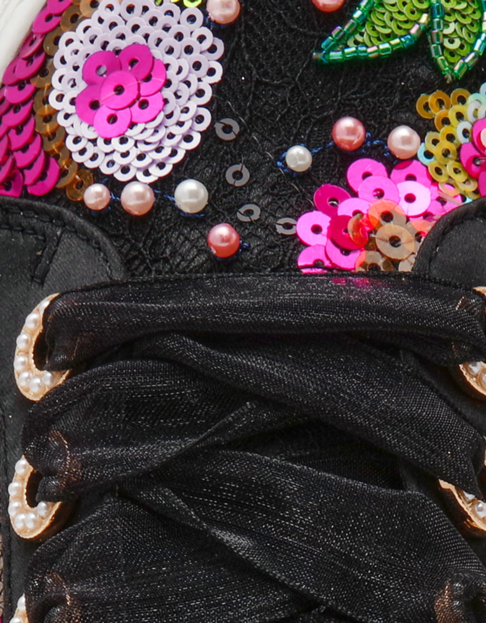 BONNY Black Floral Sequin Mesh Floral Platform Low-Top Women's Sneaker