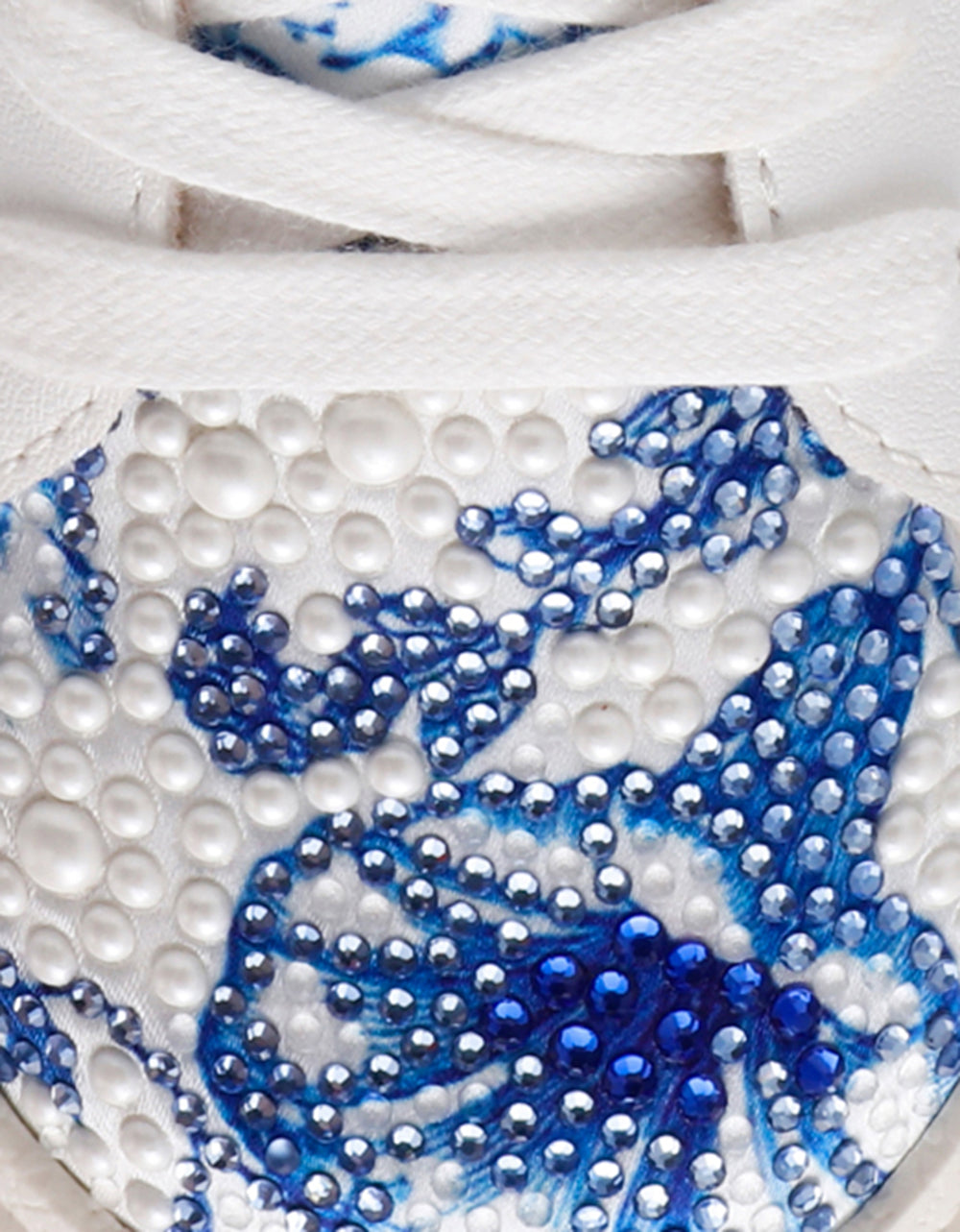 DAMON WHITE/BLUE FLORAL Women's Blue Floral Sneaker