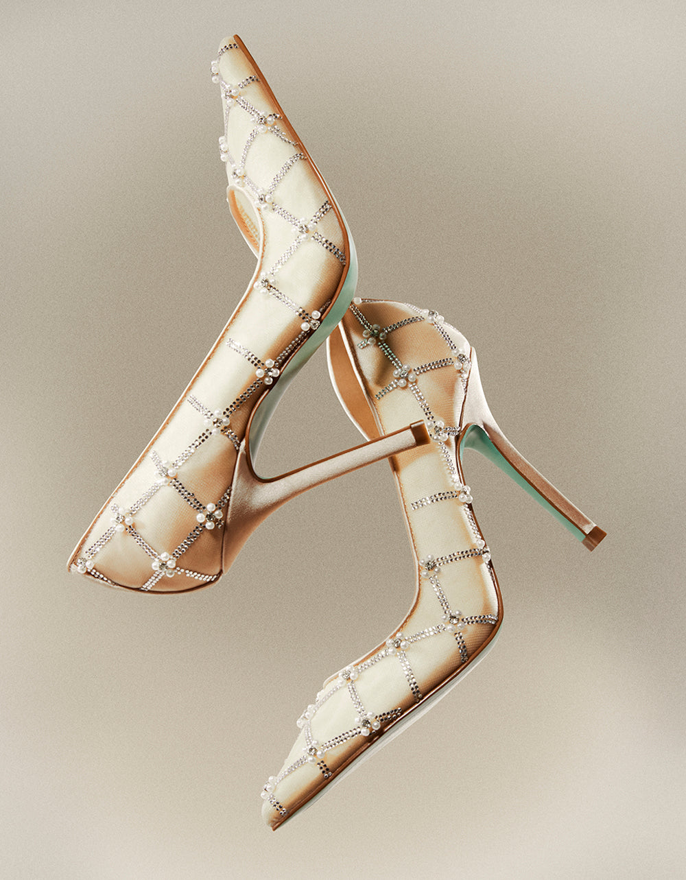 CRUZE NUDE Pointed Toe Mesh Heel