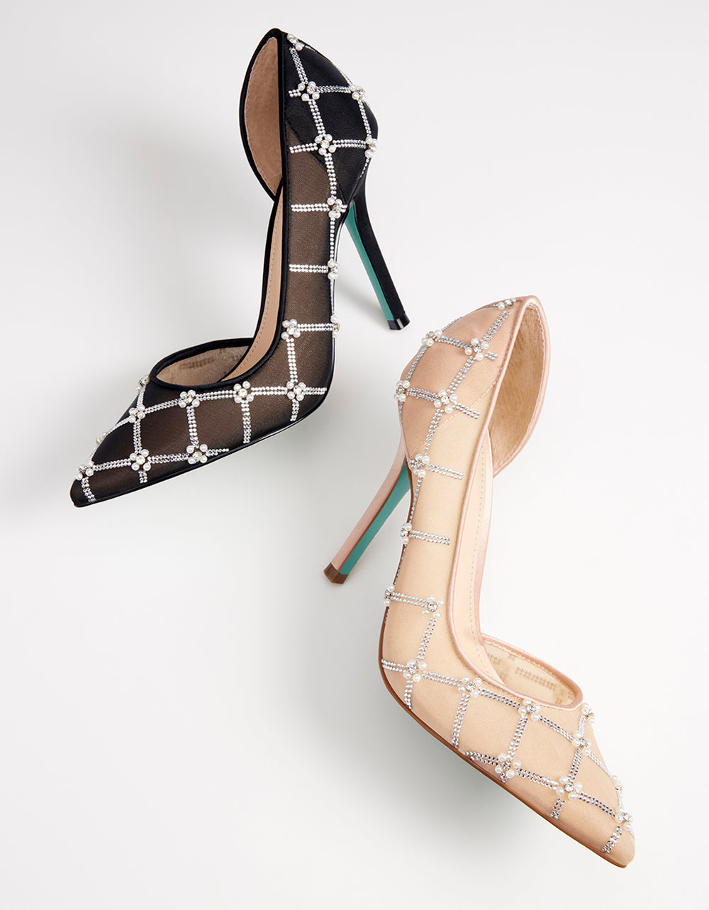 CRUZE NUDE Pointed Toe Mesh Heel