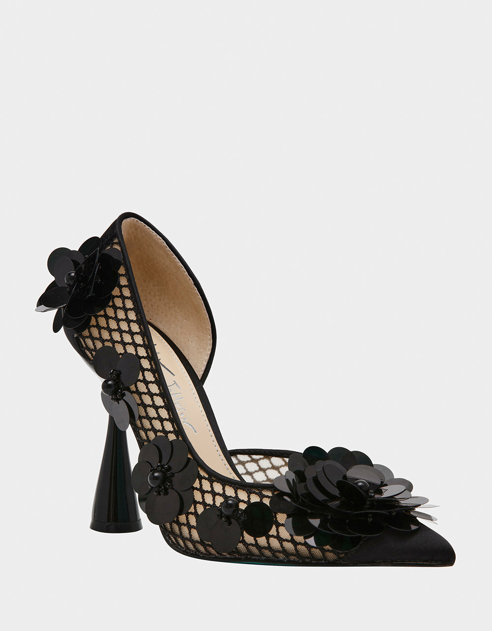 NASH BLACK Pointed Toe Heel